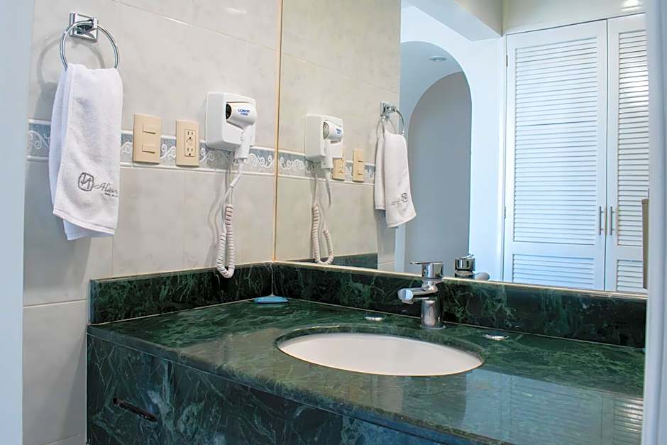 Hotel Aliana