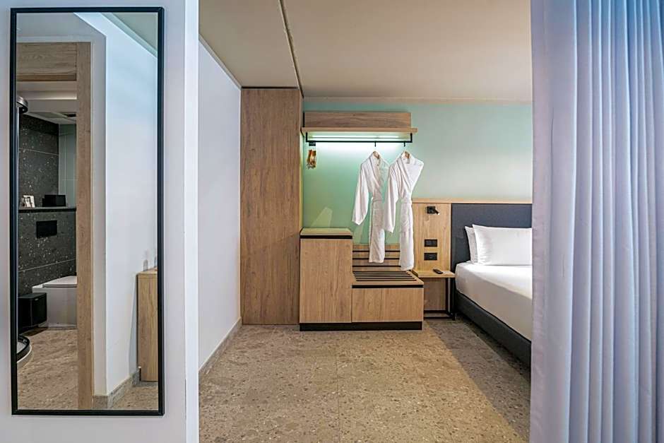 Hotel Scirocco St Julian's, Affiliated by Melia