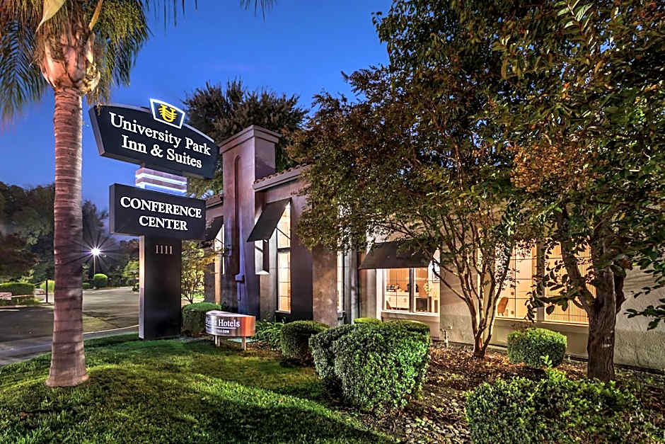 University Park Inn & Suites, an Ascend Collection Hotel