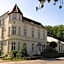 Hotel & Restaurant Waldschlosschen