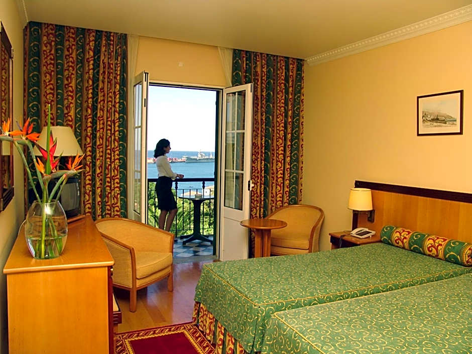 Photo 1 of 4 of 1 Double Bed or 2 Beds, Sea View