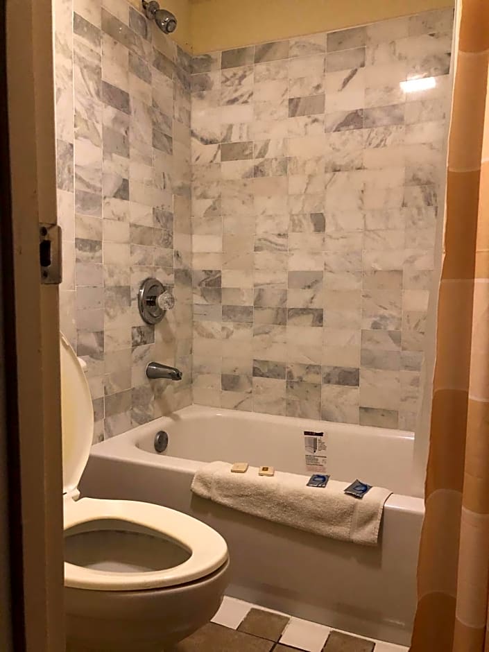 Americas Best Inn - Savannah I-95
