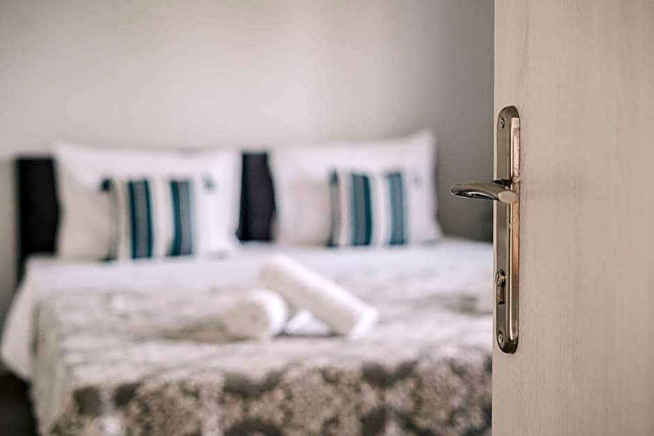 Sea Sailing Apartments