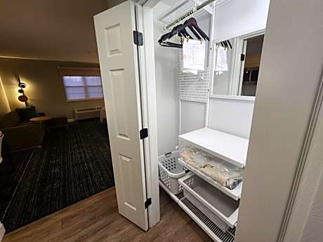 Deluxe King Studio with Sofa Bed