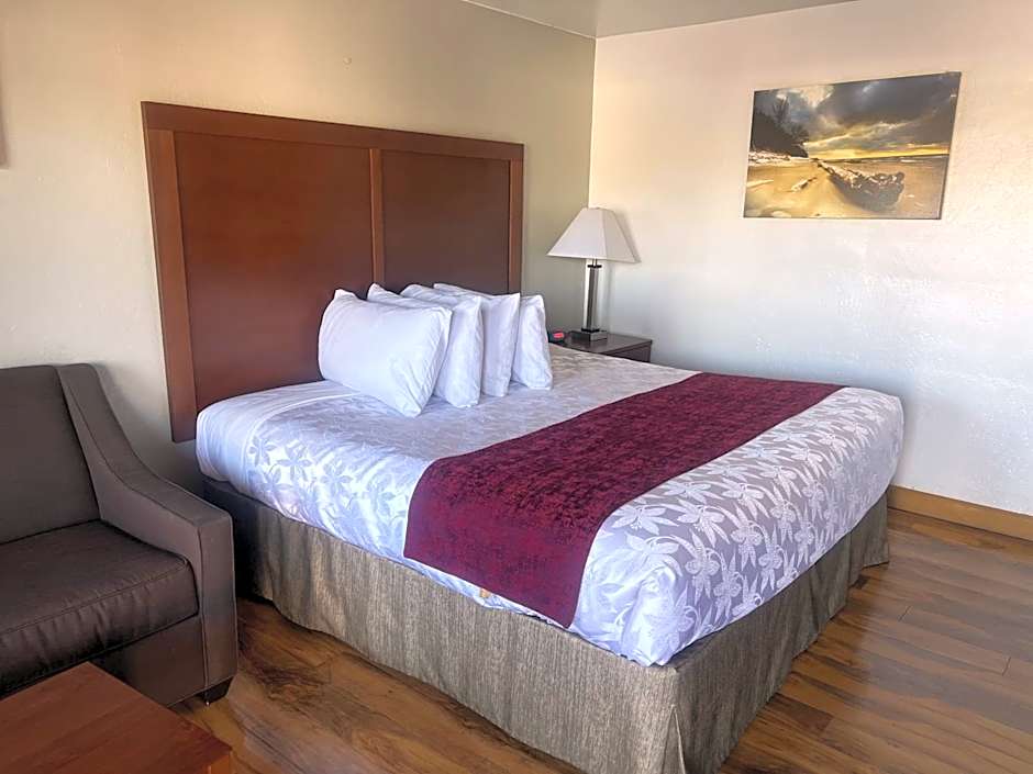 Red Carpet Inn Medford