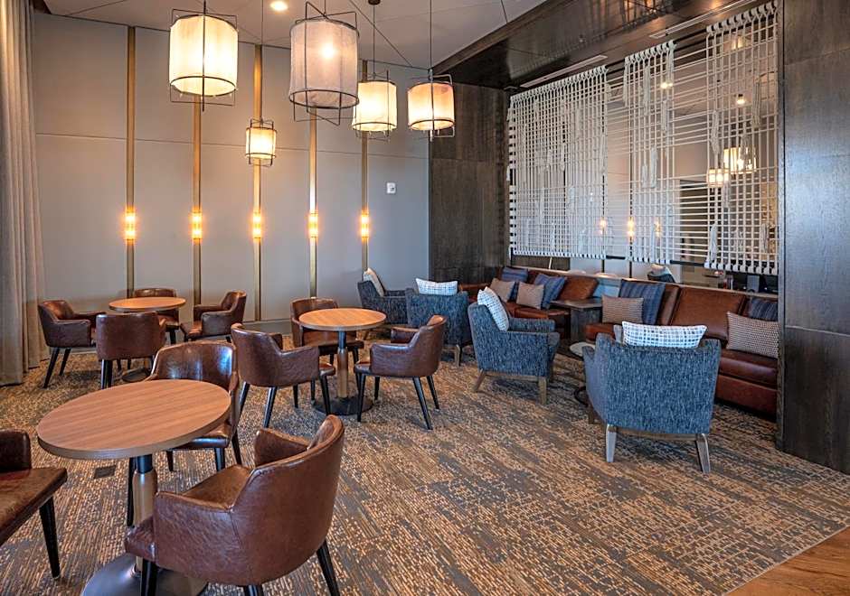 Hotel Indigo - Columbus at Riverfront Place By IHG