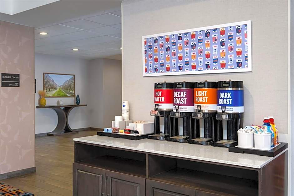 Hampton Inn By Hilton Turlock