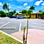 Glades Motel - Naples