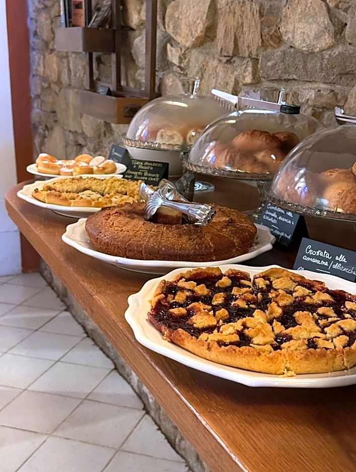 Madonna del Poggio B&B