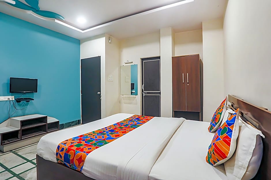 Super Deluxe Guest House by OYO Rooms – Nagpur, OH