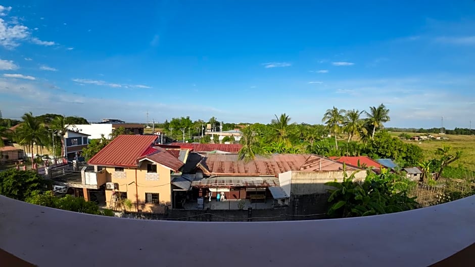 Queenslander Hotel and Restaurant