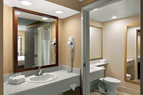 Two-Bedroom Suite