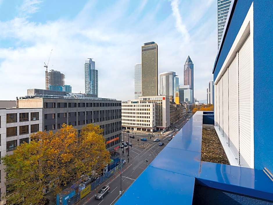 Numa Frankfurt Blau