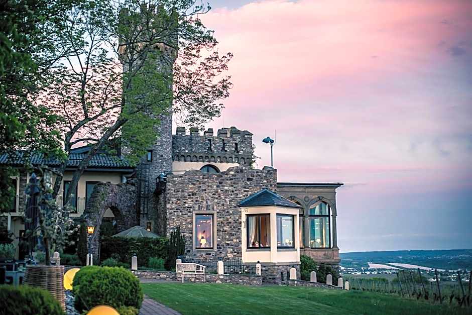 Hotel Burg Schwarzenstein