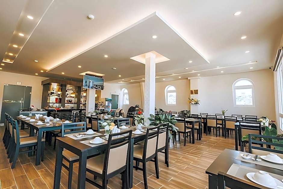 MINH CHIEN Hotel