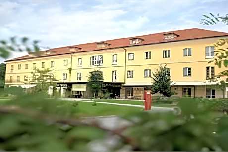 JUFA Hotel Furstenfeld