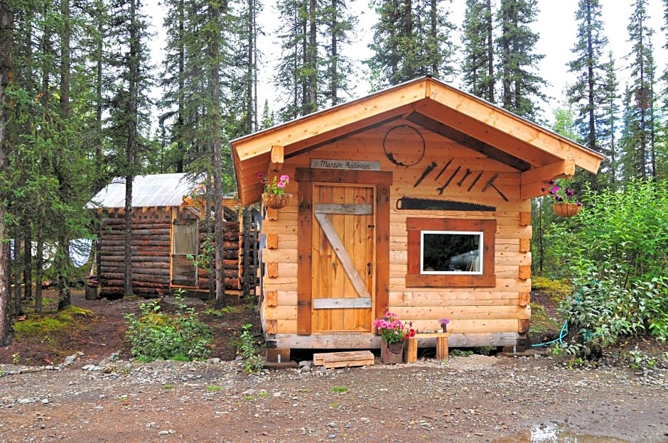 Blackburn Cabins - McCarthy, Alaska