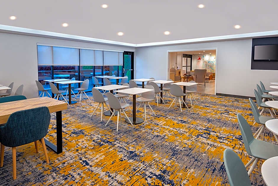 TownePlace Suites by Marriott Buffalo Airport