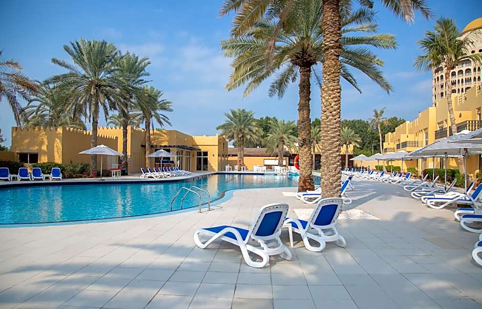 Al Hamra Village Hotel