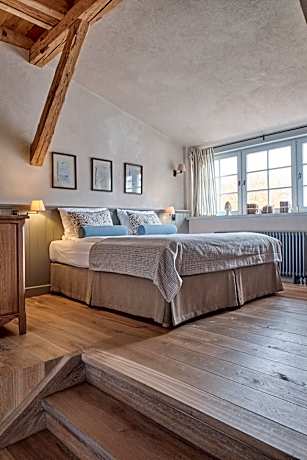 Large Double Room - in grange