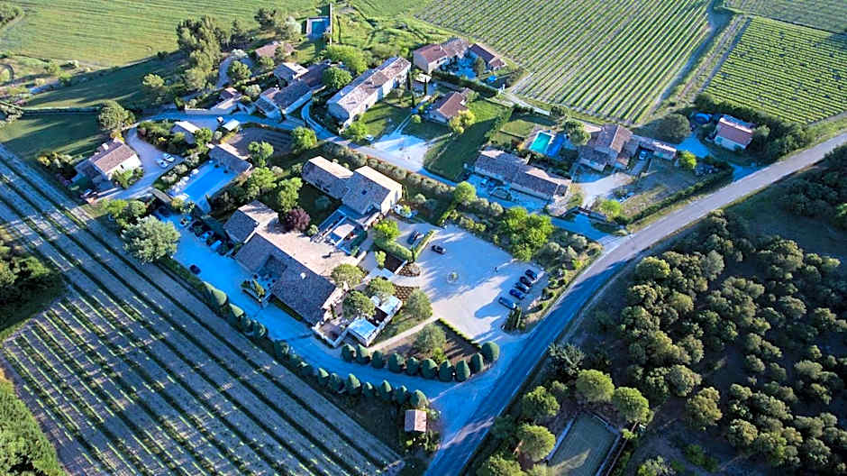 Hôtel Carcarille Restaurant Le C