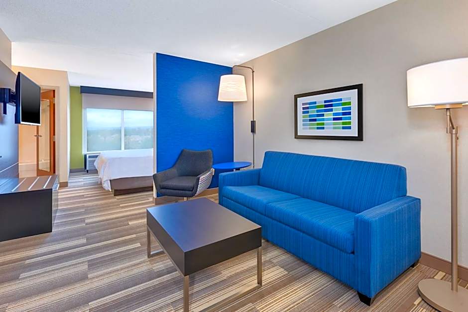 Holiday Inn Express and Suites Blacksburg- University Area By IHG