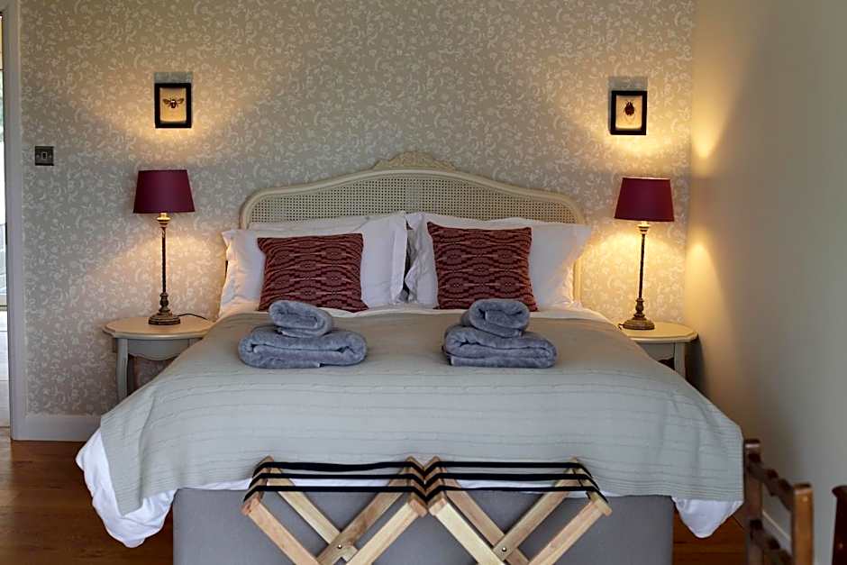 Cwmbach Lodge luxury B&B
