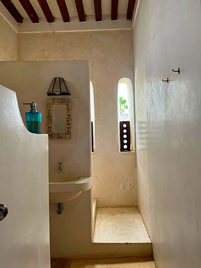 Subira House