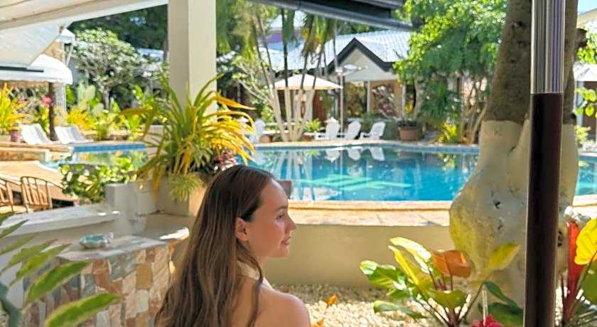 Deep Forest Garden Hotel