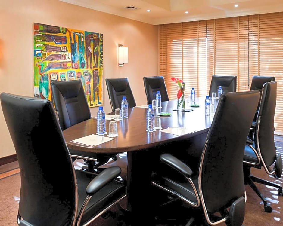 Mercure The Moorhouse Ikoyi