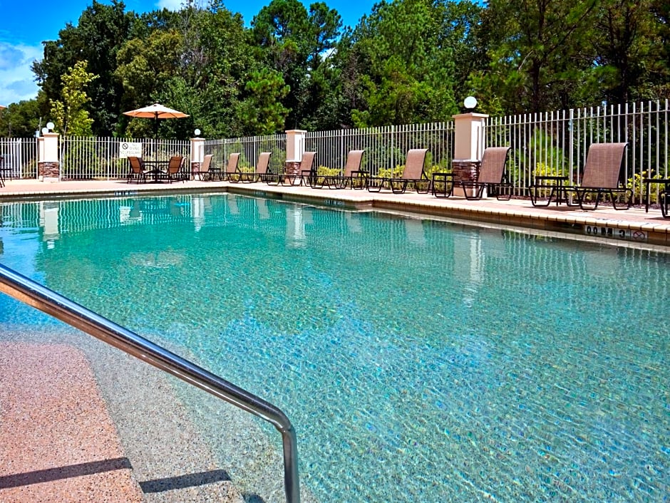 Holiday Inn Express Phenix City-Fort Benning, an IHG Hotel