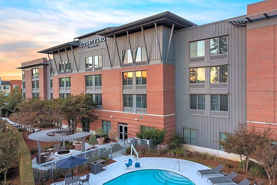 Courtyard by Marriott Charleston Summerville