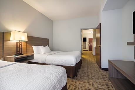 Queen Suite with Two Queen Beds - Accessible/Non Smoking