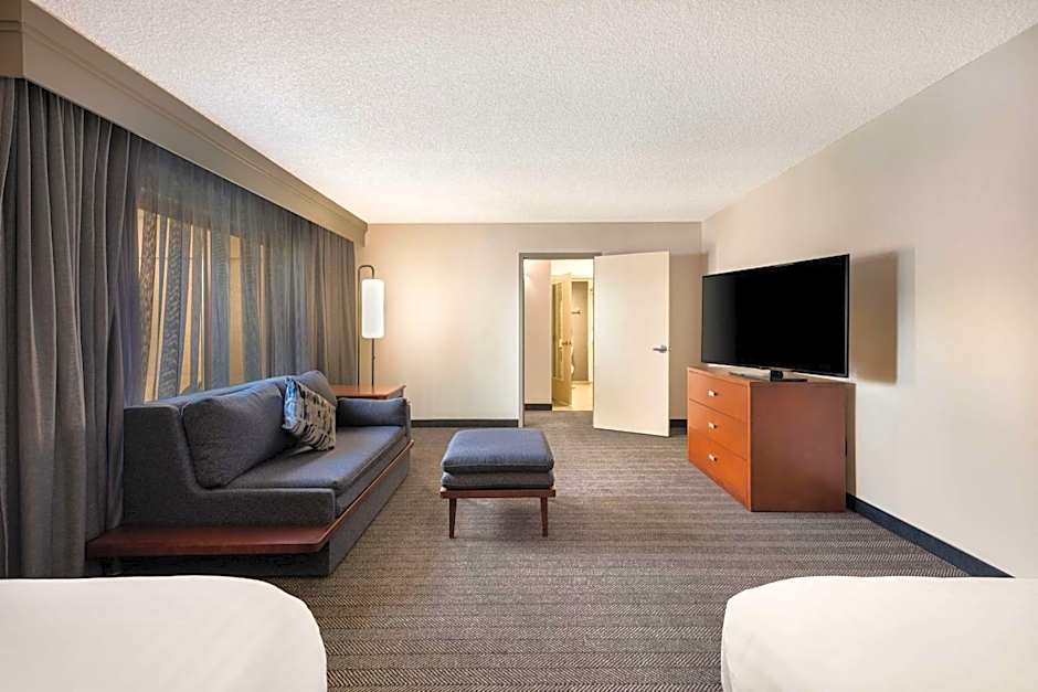 Sonesta Select San Jose Airport