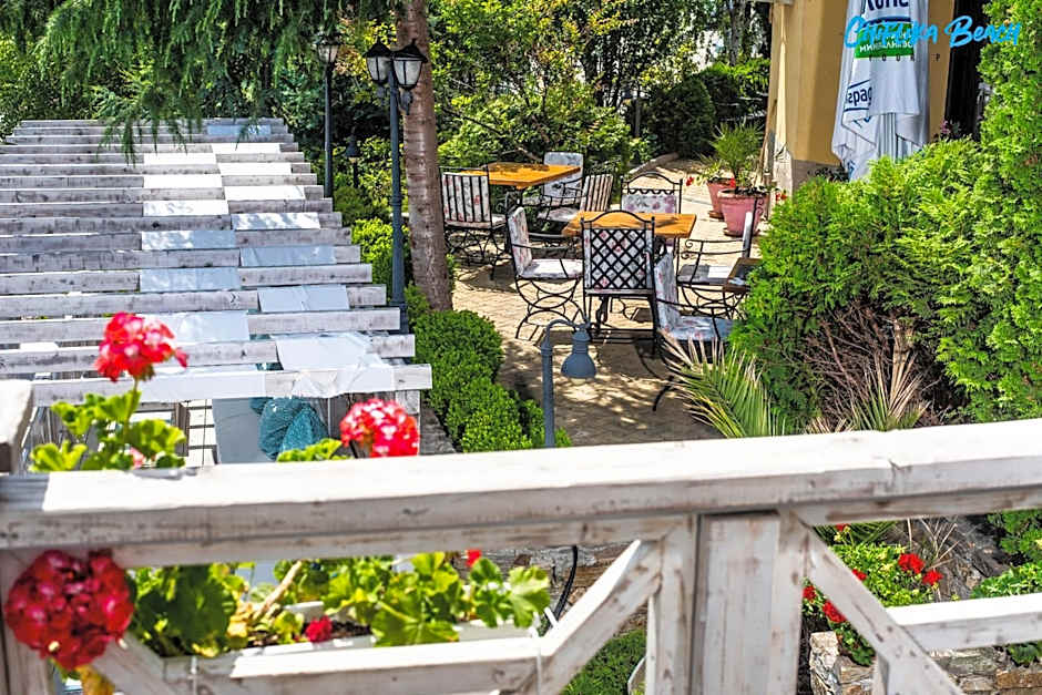 Chiflika Family Hotel