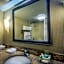 Holiday Inn Arlington at Ballston By IHG