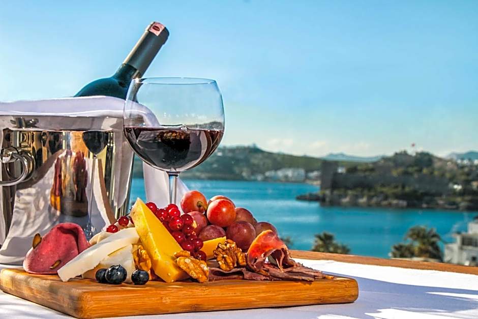 Ena Boutique Hotel & Residences