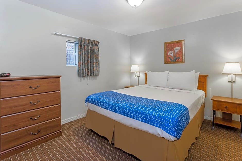 Travelodge by Wyndham Eugene Downtown/University of Oregon