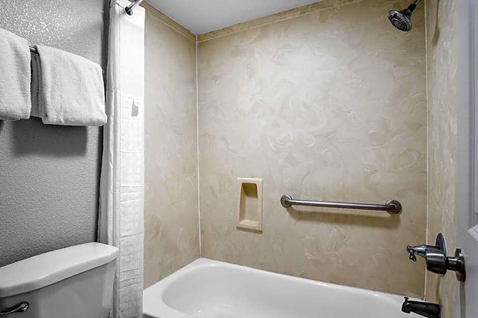 Rodeway Inn
