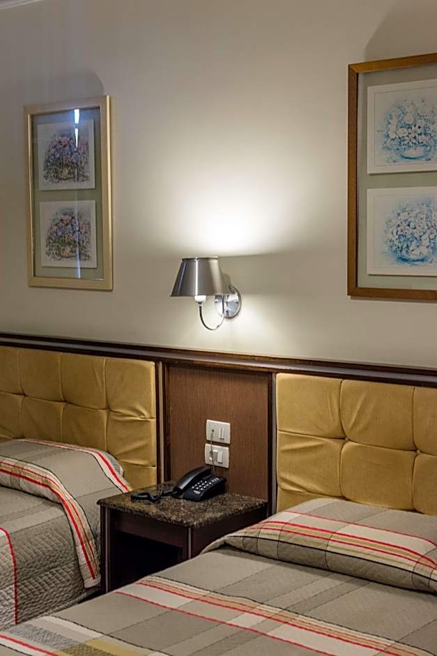 Soneca Plaza Hotel