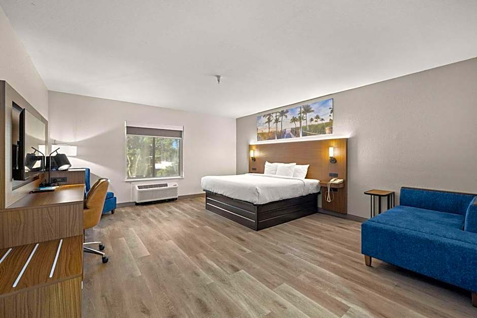 Clarion Pointe Lakeland I-4