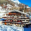 Shatush Hotel