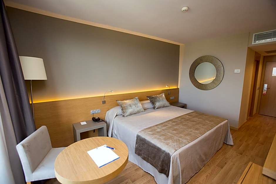 M.A. Hotel Sevilla Congresos