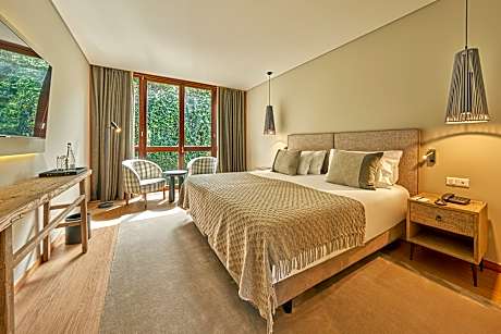 Standard Room (3 Adults)