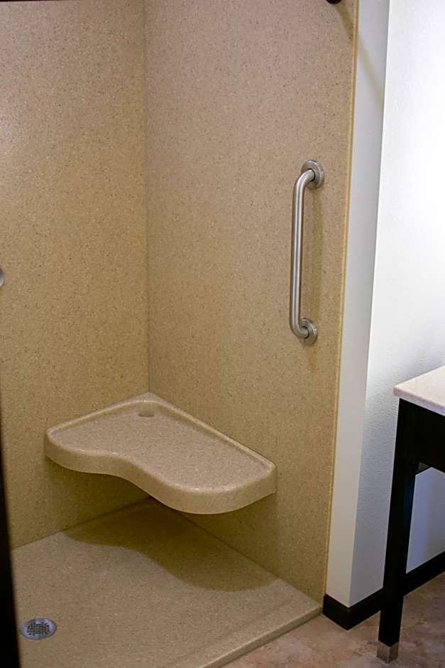 Boarders Inn & Suites by Cobblestone Hotels - Syracuse