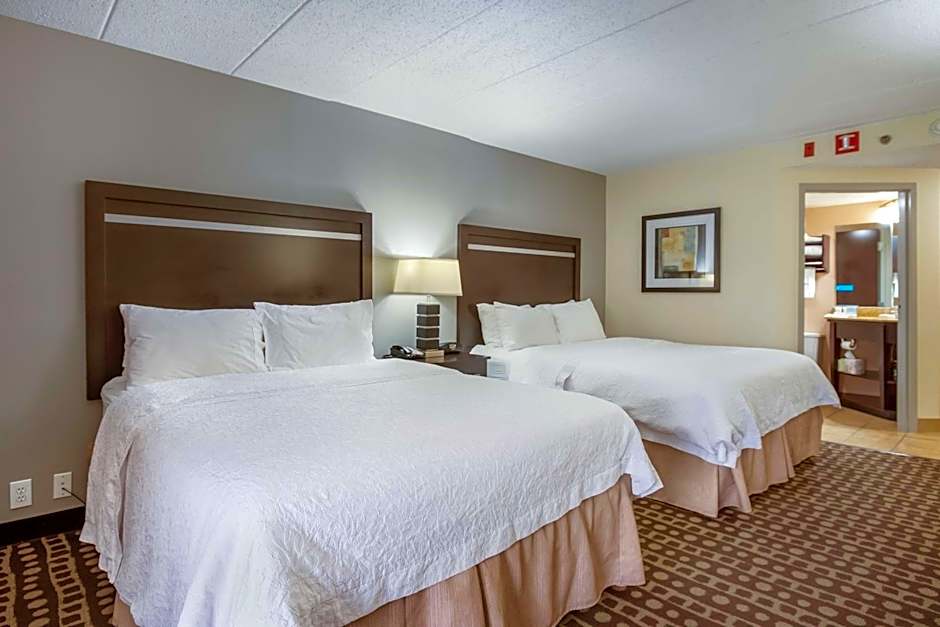 Hampton Inn By Hilton Columbus-West