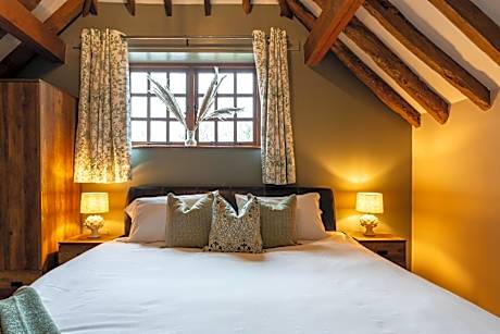 The Bull on the Green