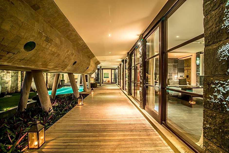 PANDAWA CLIFF OCEAN FRONT PRIVATE LUXURY VILLA 3BR