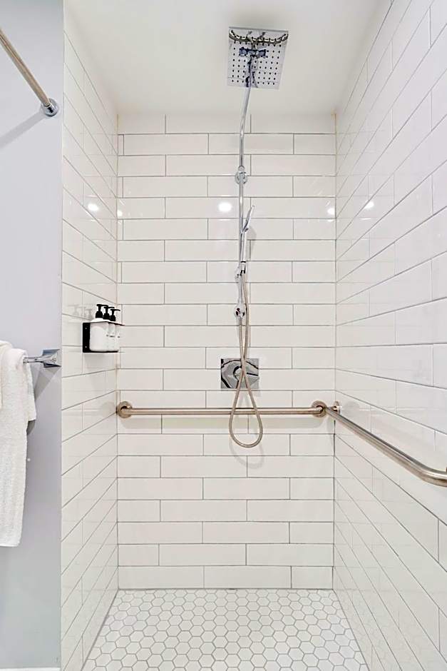 The Ledger Residences by Sosuite - Old City