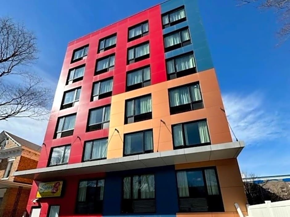 Super 8 by Wyndham Brooklyn Pennsylvania Ave